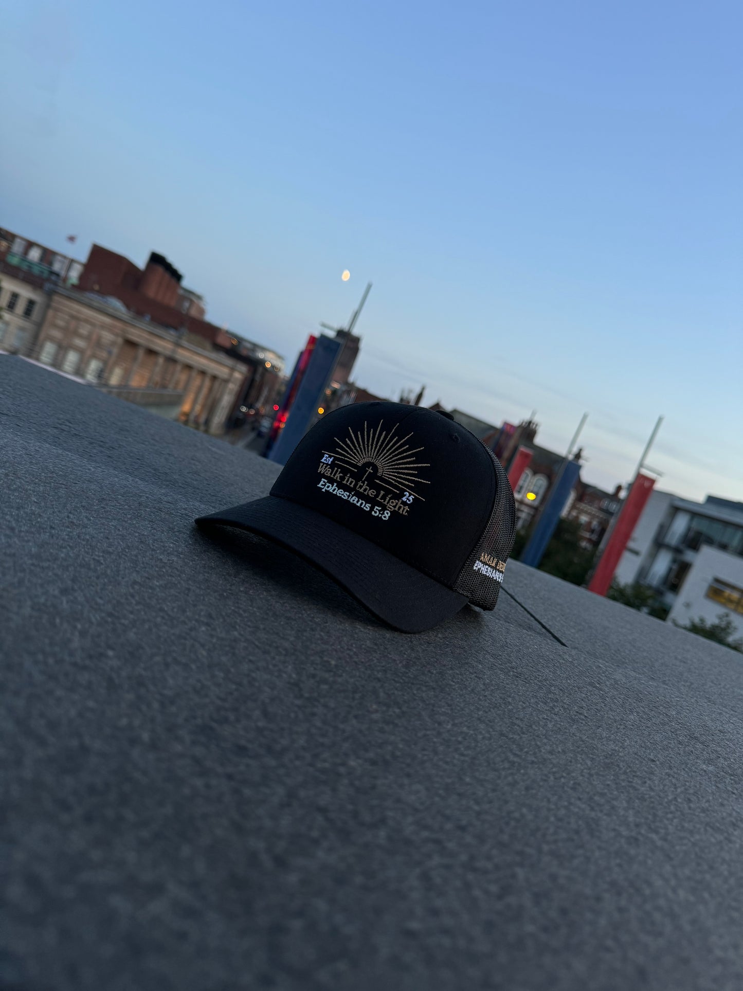 Amar Deum - Ephesians cap