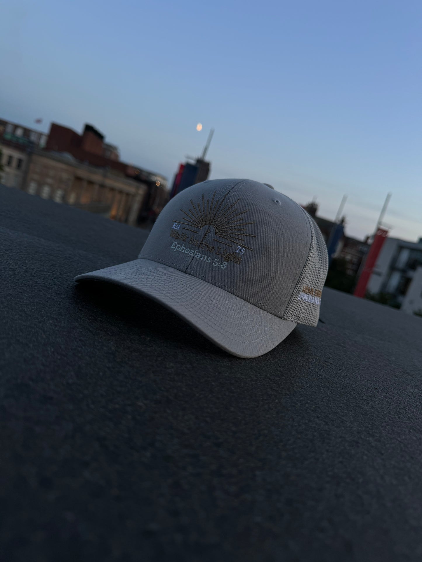 Amar Deum - Ephesians cap