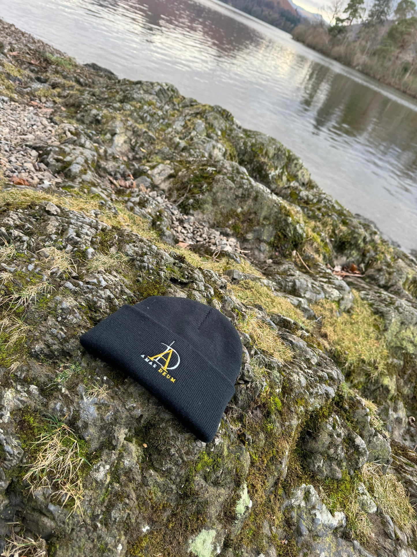 Amar Deum - Original beanies