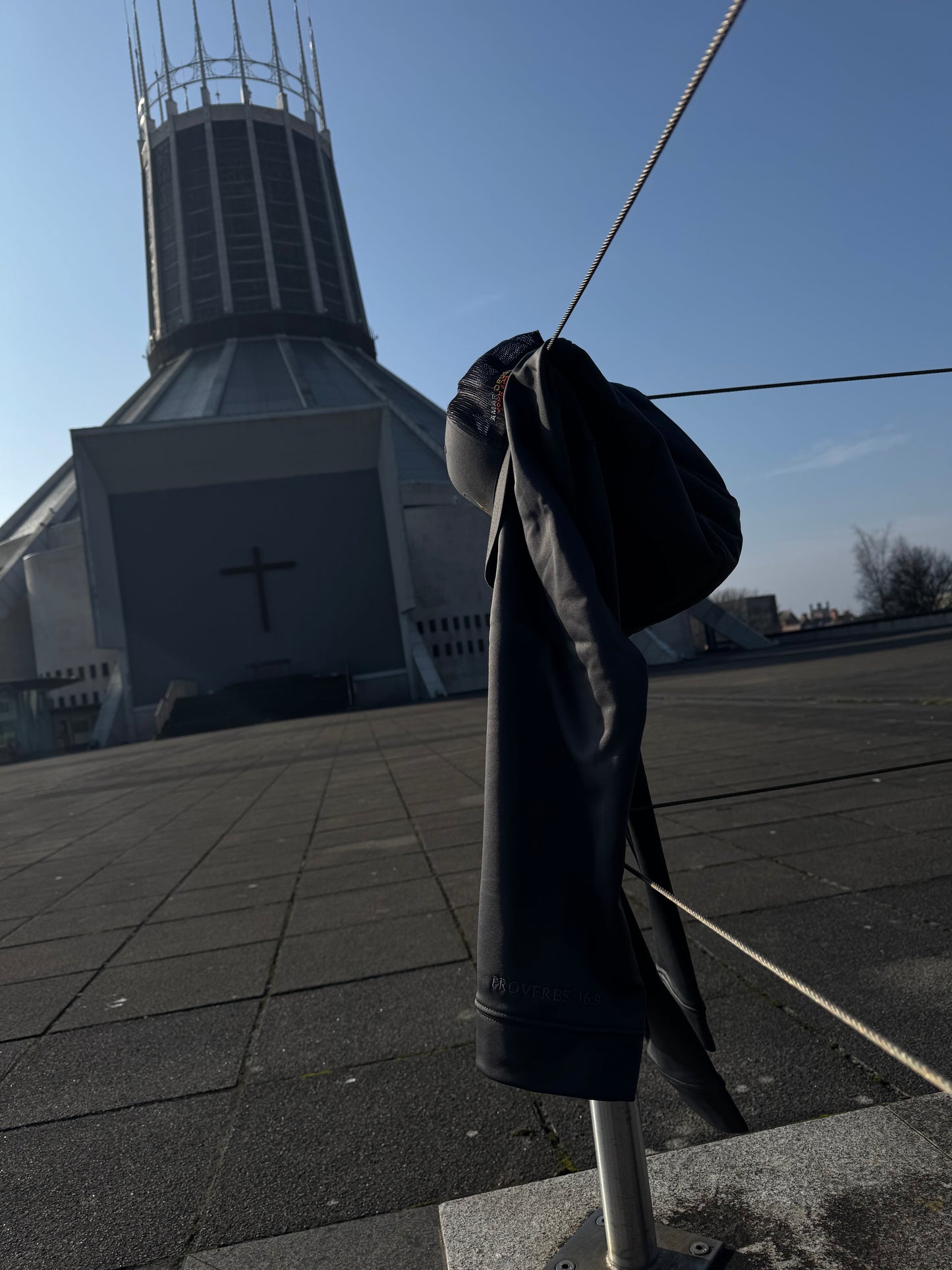 Amar Deum - Guided hoodie