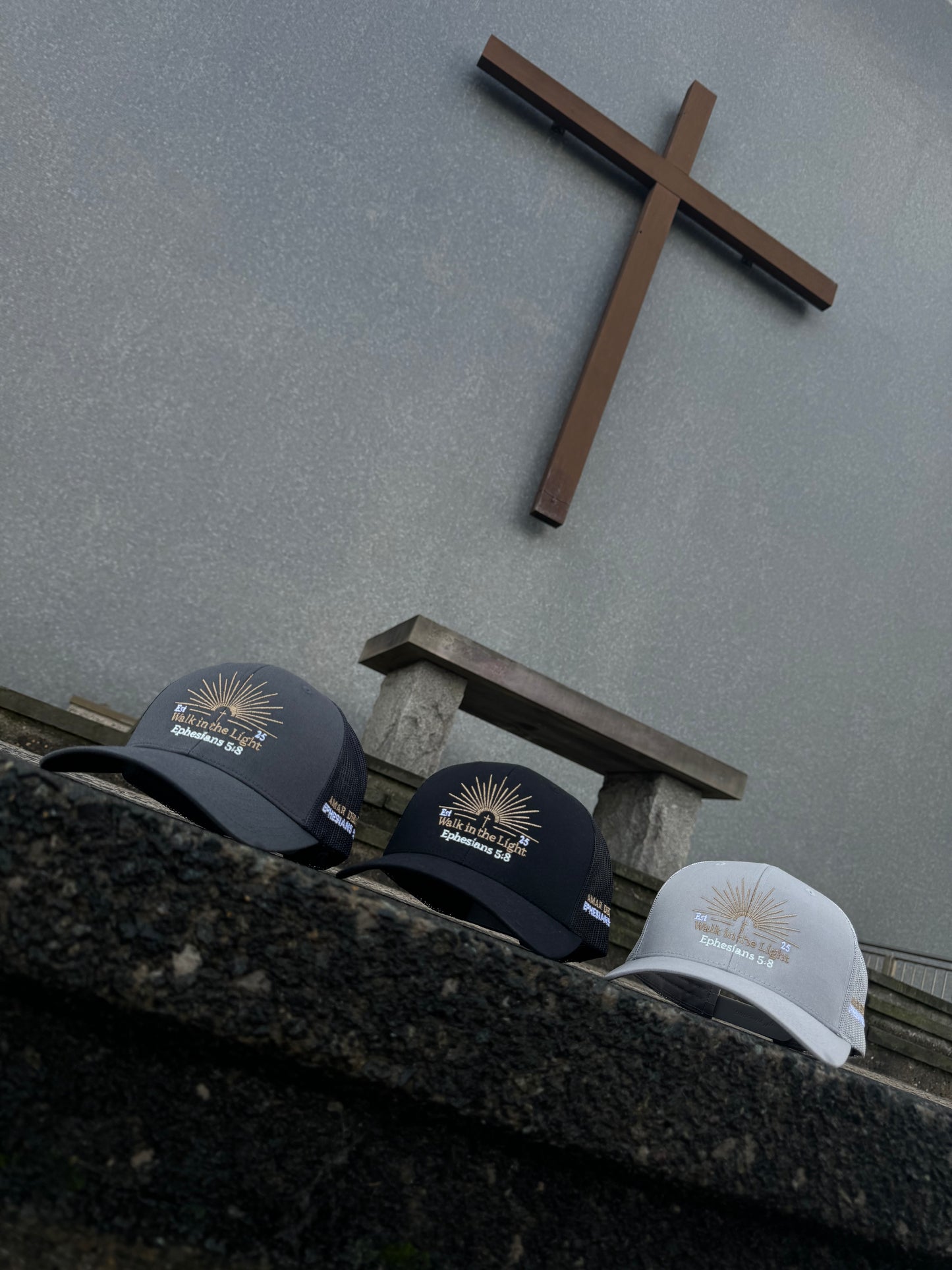 Amar Deum - Ephesians cap