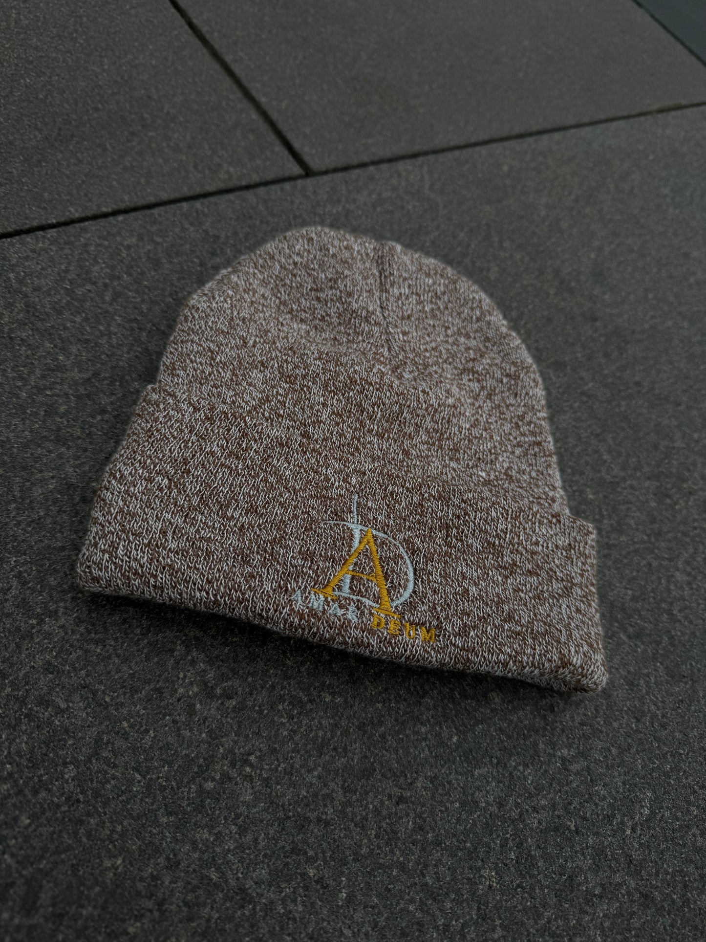 Amar Deum - Original beanies