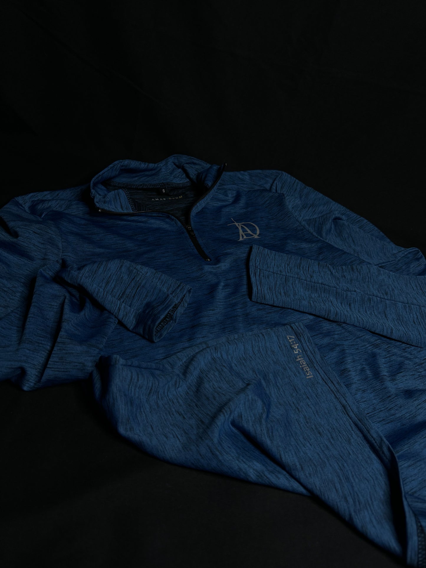 Amar Deum - Performance half-zip