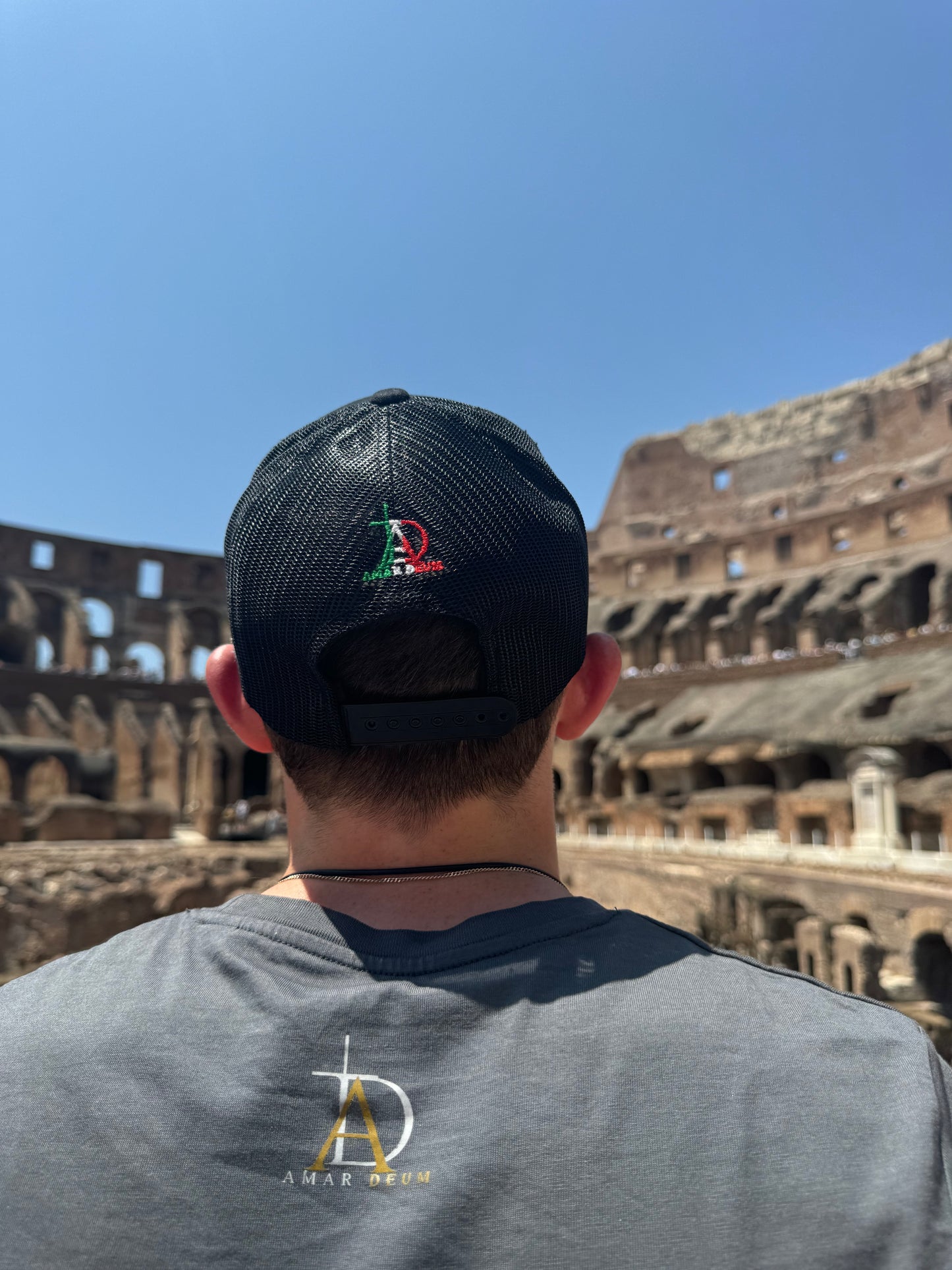 Amar Deum - Italian cap